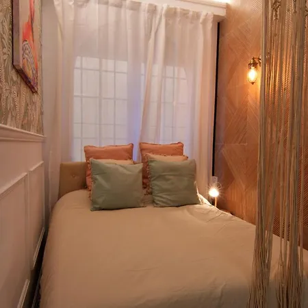 Stylish Beachfront Duplex - With Private Roof Terrace Torremolinos