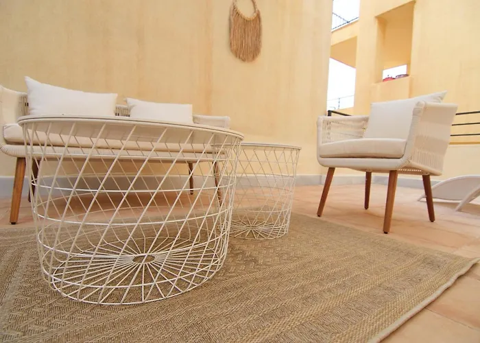 Mara's La Mar - Beachfront Tiny House - 30 M2 Private Terrace Appartamento Torremolinos