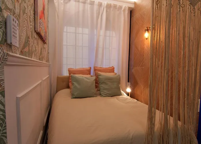 Mara's La Mar - Beachfront Tiny House - 30 M2 Private Terrace Торремолинос