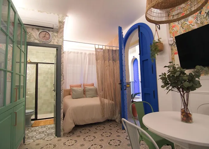 Mara's La Mar - Beachfront Tiny House - 30 M2 Private Terrace * Torremolinos