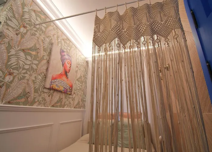 Mara's La Mar - Beachfront Tiny House - 30 M2 Private Terrace * Торремолинос