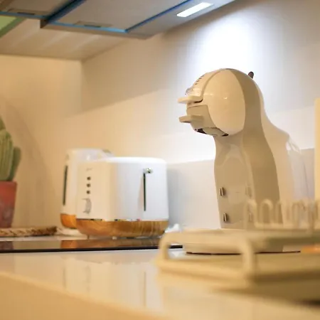 Mara's La Mar - Beachfront Tiny House - 30 M2 Private Terrace Torremolinos