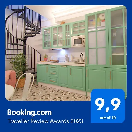 Mara's La Mar - Beachfront Tiny House - 30 M2 Private Terrace