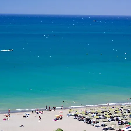 Апартаменти Mara's La Mar - Beachfront Tiny House - 30 M2 Private Terrace Торремолінос